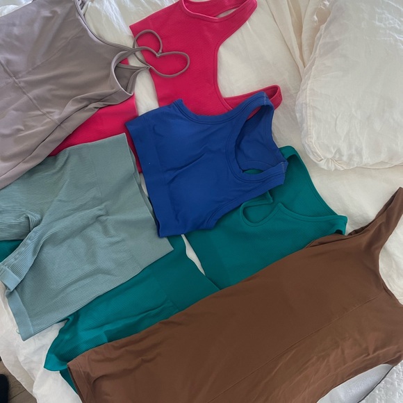 Amazon Workout Set Stack Size large - Picture 1 of 1